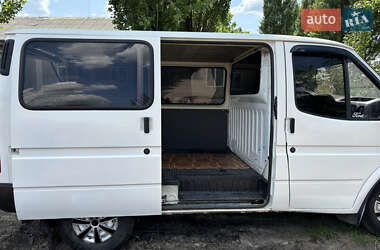 Грузовой фургон Ford Transit 1999 в 