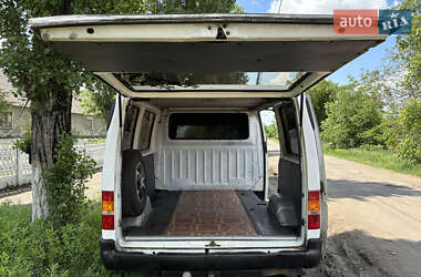 Грузовой фургон Ford Transit 1999 в 