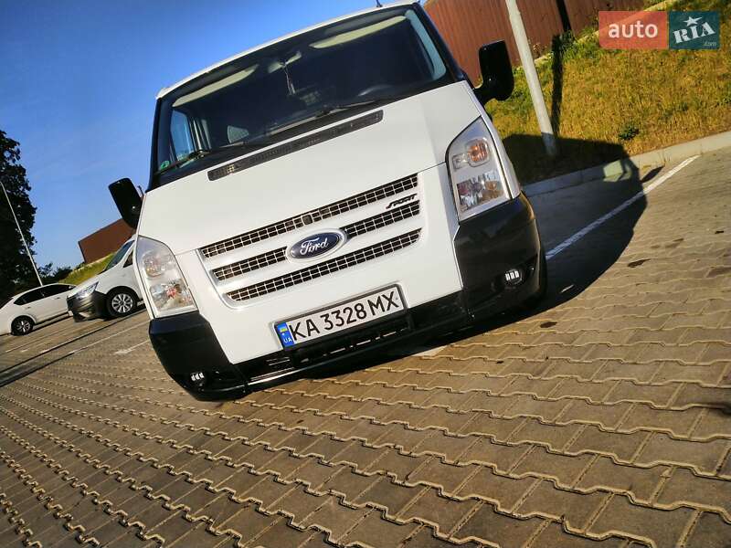 Грузовой фургон Ford Transit 2012 в Тернополе