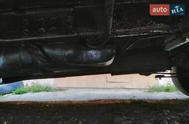 Грузовой фургон Ford Transit 2012 в 