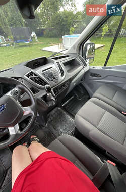 Грузовой фургон Ford Transit 2018 в 
