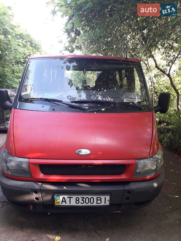 Микроавтобус Ford Transit 2005 в 