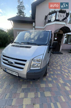 Грузовой фургон Ford Transit 2011 в 