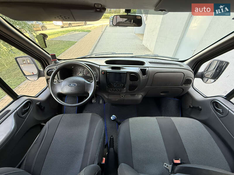 Грузопассажирский фургон Ford Transit 2005 в Киеве