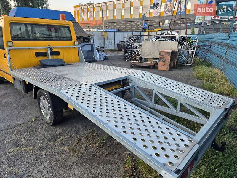 Эвакуатор Ford Transit 2011 в Виннице
