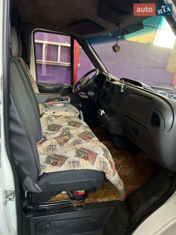 Грузовой фургон Ford Transit 2006 в Одессе