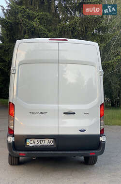 Грузовой фургон Ford Transit 2014 в 