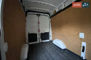 Грузовой фургон Ford Transit 2014 в 