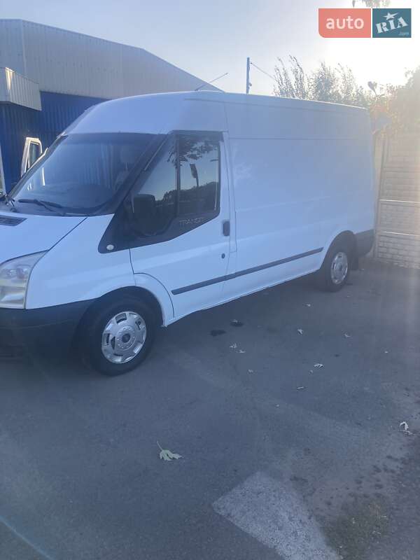 Вантажний фургон Ford Transit 2011 в Києві