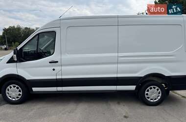 Грузовой фургон Ford Transit 2022 в 