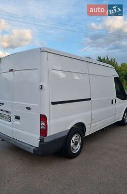 Грузовой фургон Ford Transit 2013 в 