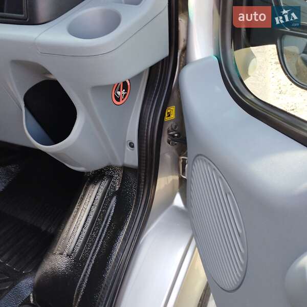 Мікроавтобус Ford Transit 2012 в Луцьку