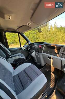 Вантажний фургон Ford Transit 2010 в 