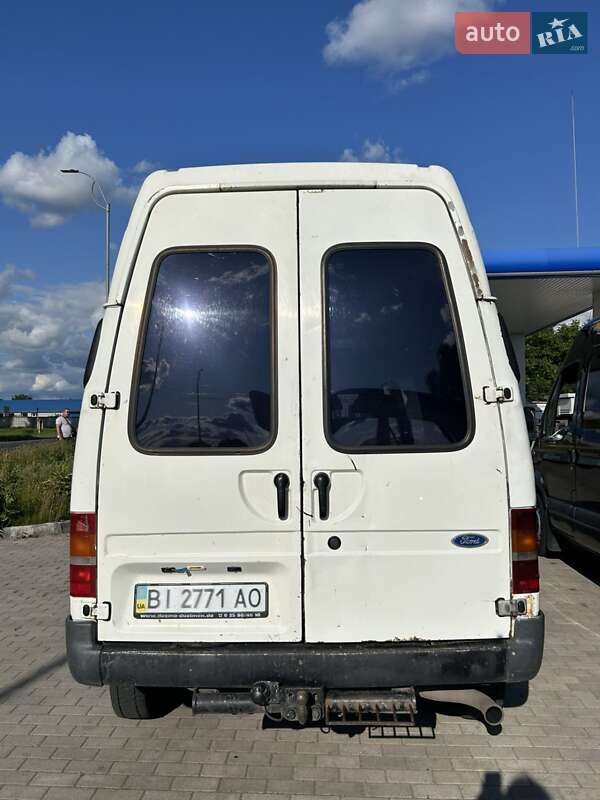 Грузовой фургон Ford Transit 1998 в 