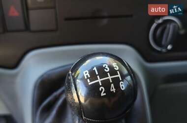 Грузовой фургон Ford Transit 2012 в 