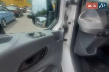 Грузовой фургон Ford Transit 2017 в 