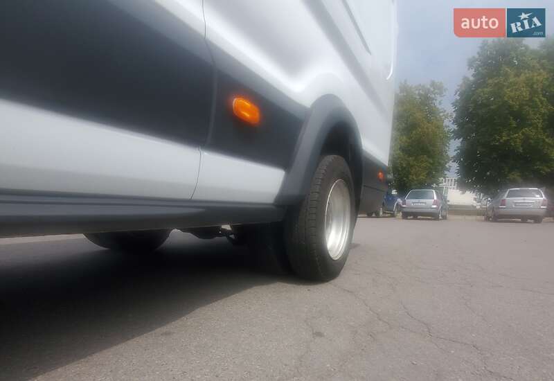 Грузовой фургон Ford Transit 2017 в Виннице
