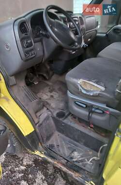 Вантажний фургон Ford Transit 2002 в 