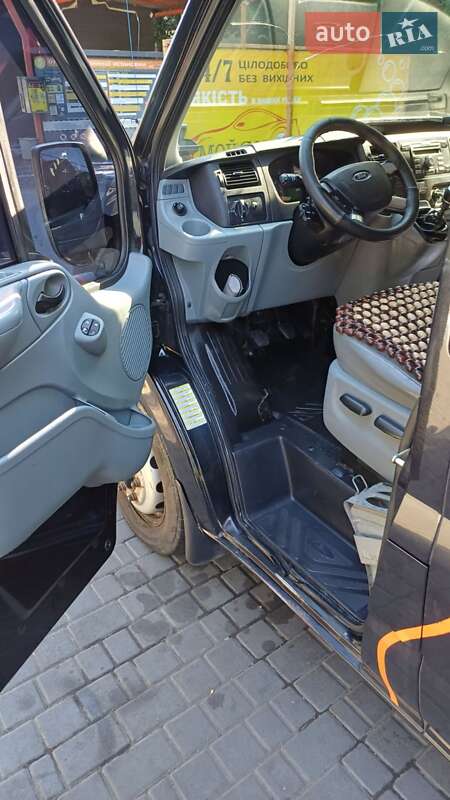 Вантажний фургон Ford Transit 2012 в Одесі