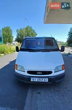 Микроавтобус Ford Transit 2000 в Гадяче