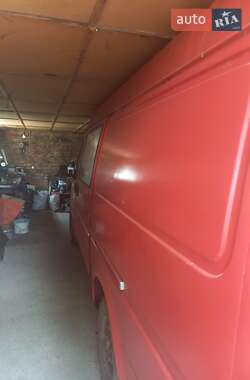 Грузопассажирский фургон Ford Transit 1990 в 