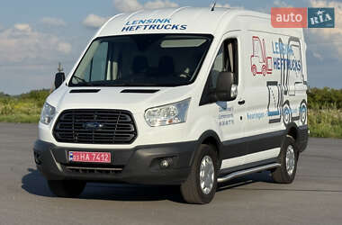 Грузовой фургон Ford Transit 2017 в Радивилове