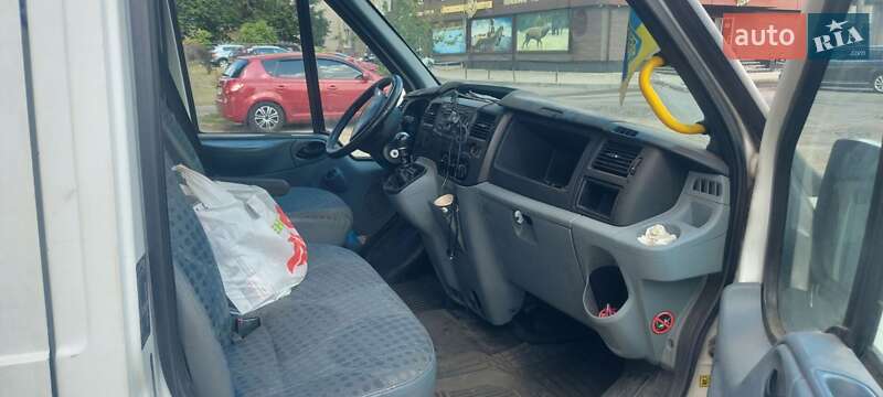 Вантажний фургон Ford Transit 2012 в Черкасах