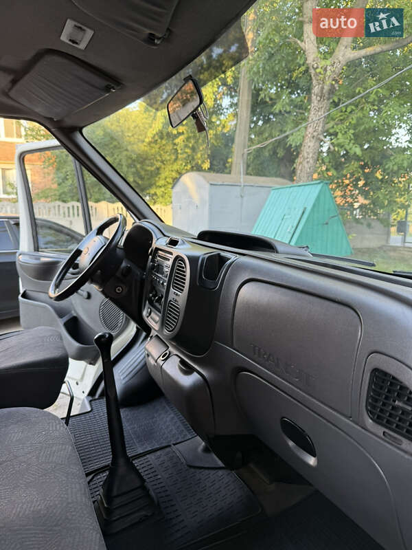 Вантажний фургон Ford Transit 2005 в Іванові