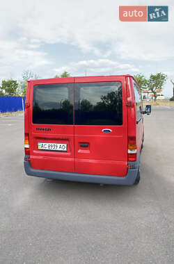 Вантажопасажирський фургон Ford Transit 2005 в 
