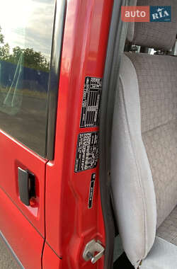 Вантажопасажирський фургон Ford Transit 2005 в 