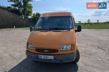 Вантажний фургон Ford Transit 1997 в Рівному