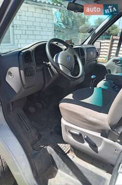 Микроавтобус Ford Transit 2006 в 