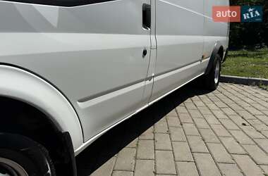 Грузовой фургон Ford Transit 2013 в 