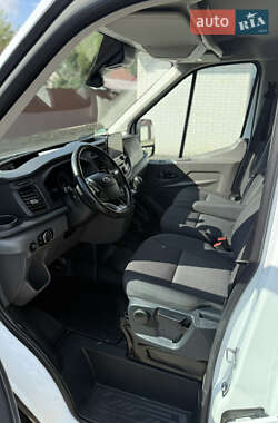 Грузовой фургон Ford Transit 2020 в 