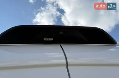 Грузовой фургон Ford Transit 2020 в 