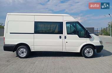 Грузопассажирский фургон Ford Transit 2001 в 