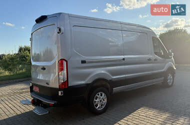 Грузовой фургон Ford Transit 2022 в 