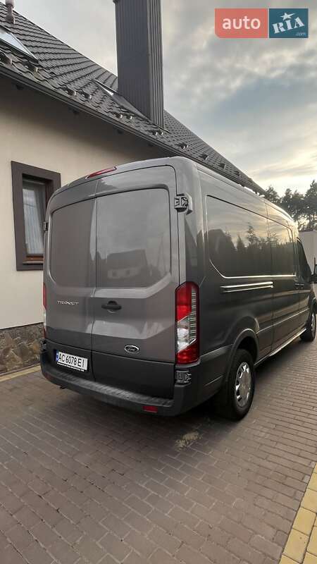 Грузовой фургон Ford Transit 2015 в Маневичах