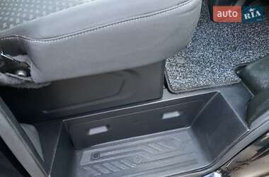 Грузовой фургон Ford Transit 2019 в 