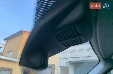 Грузовой фургон Ford Transit 2019 в 