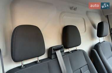 Грузовой фургон Ford Transit 2019 в 