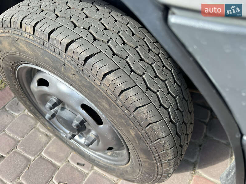 Вантажний фургон Ford Transit 2008 в Старокостянтинові