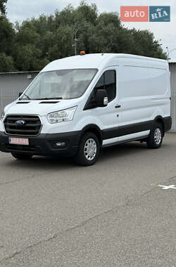 Грузовой фургон Ford Transit 2020 в 