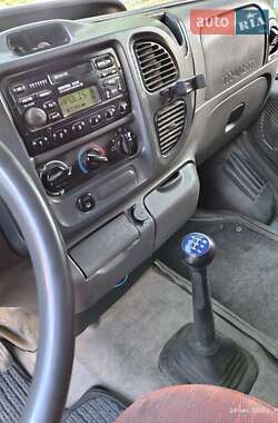 Вантажний фургон Ford Transit 2005 в 