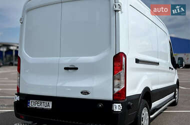 Грузовой фургон Ford Transit 2021 в 