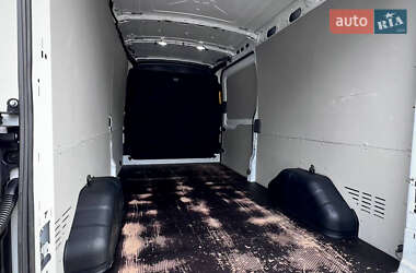 Грузовой фургон Ford Transit 2021 в 