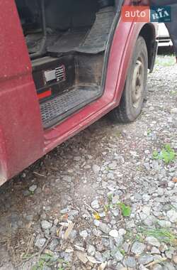 Грузопассажирский фургон Ford Transit 1989 в 