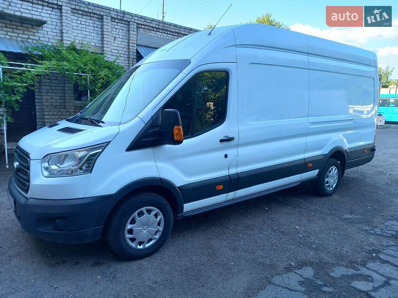 Вантажний фургон Ford Transit 2017 в Миколаєві