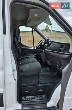 Грузовой фургон Ford Transit 2021 в 