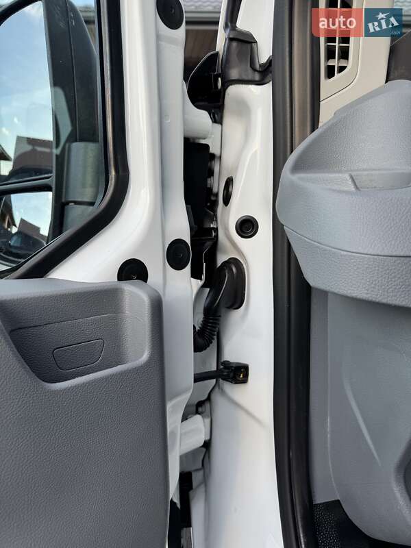 Микроавтобус Ford Transit 2018 в Ковеле